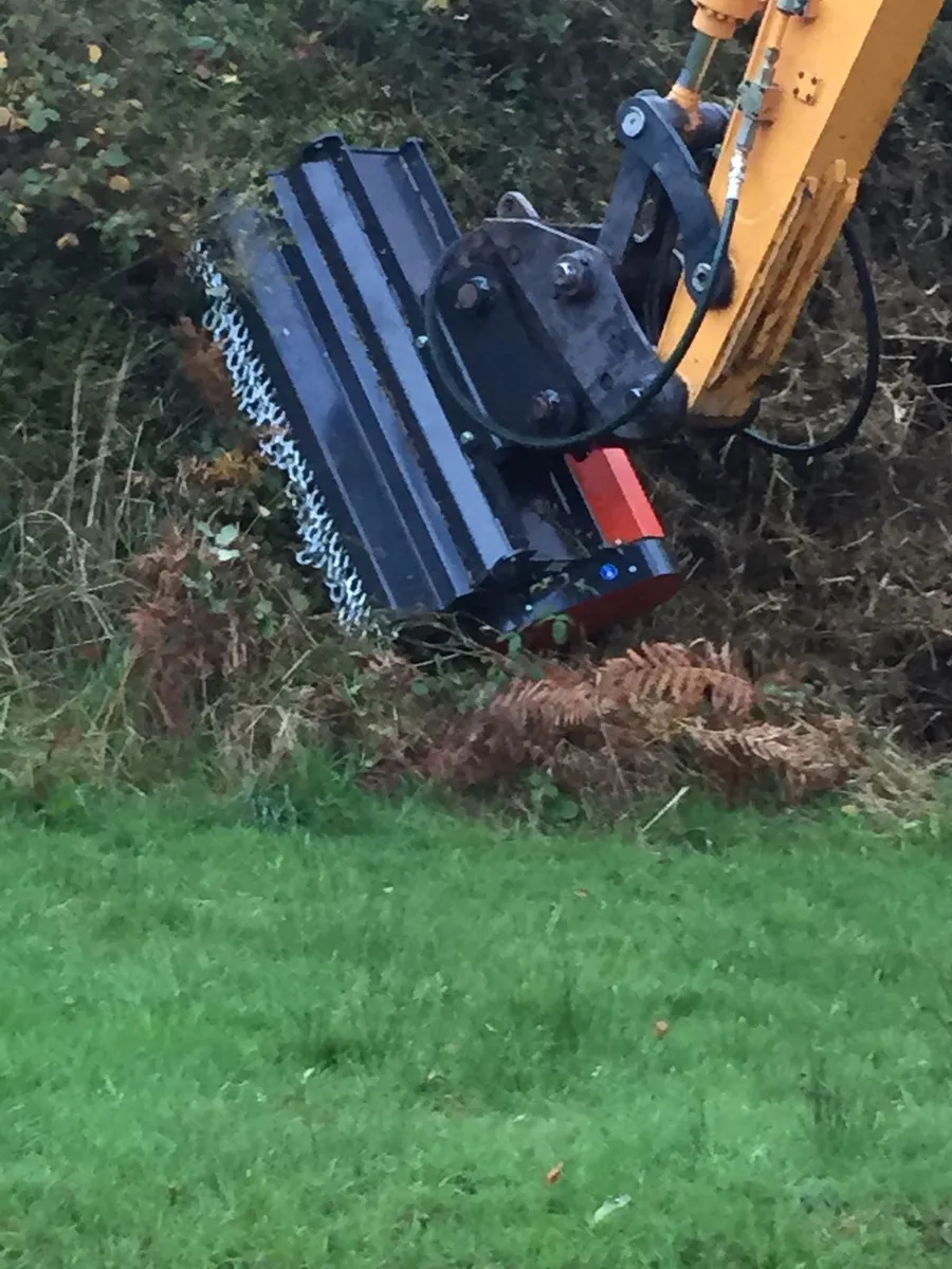 Attachment Hire ,8 to 20 Ton Tree Mulchers - Image 3