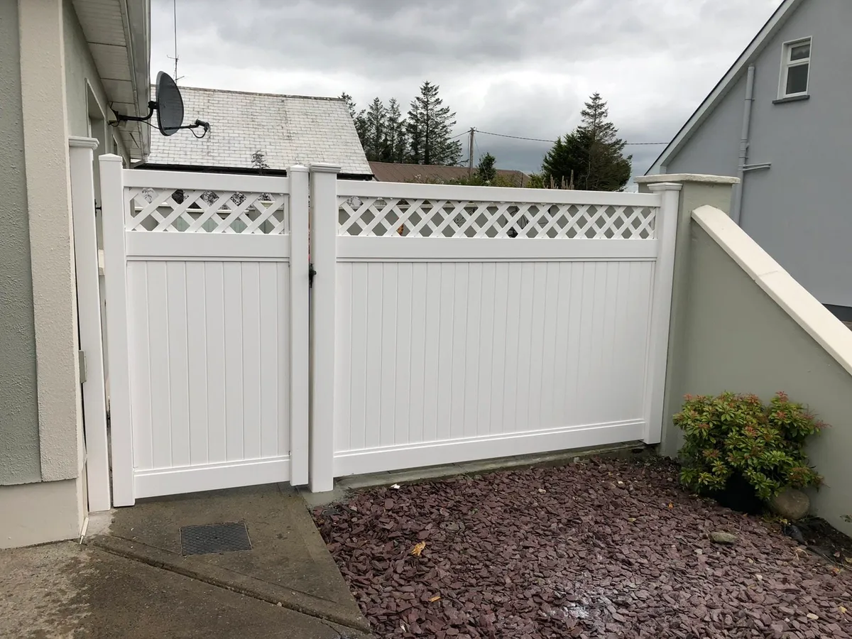 PVC NO Maintenance Gate - Image 1