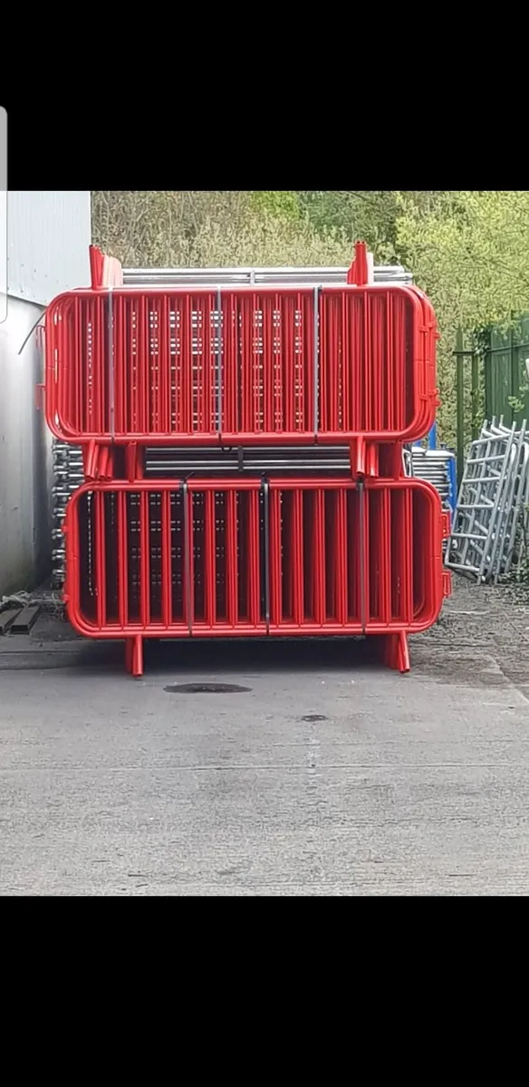 Buffalo steel products.crowd control barriers - Image 4