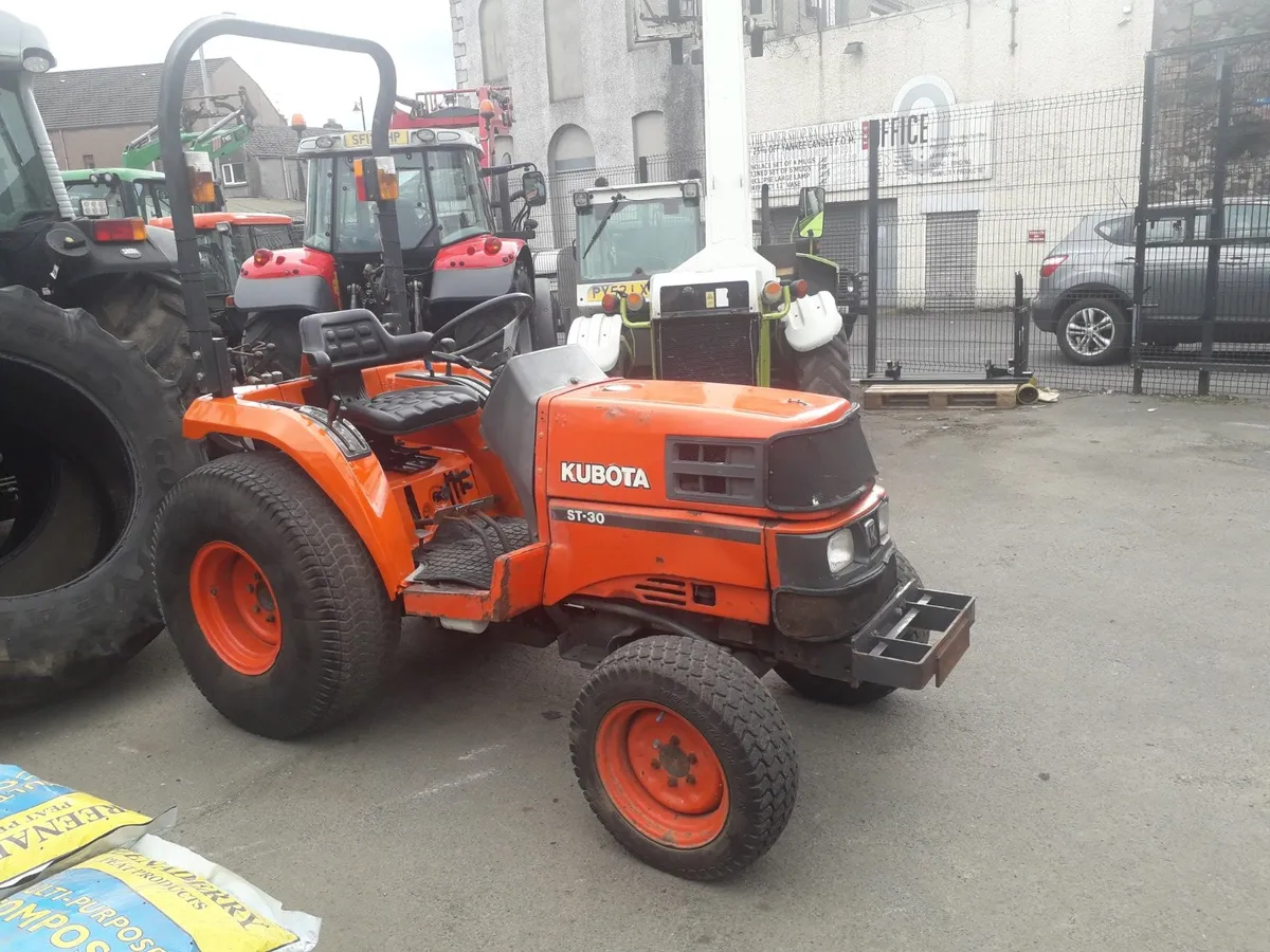 Kubota ST30 - Image 1