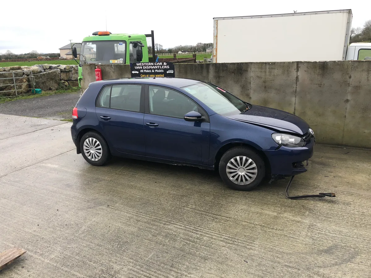 2010 vw golf 1.2 tsi petrol for parts - Image 1