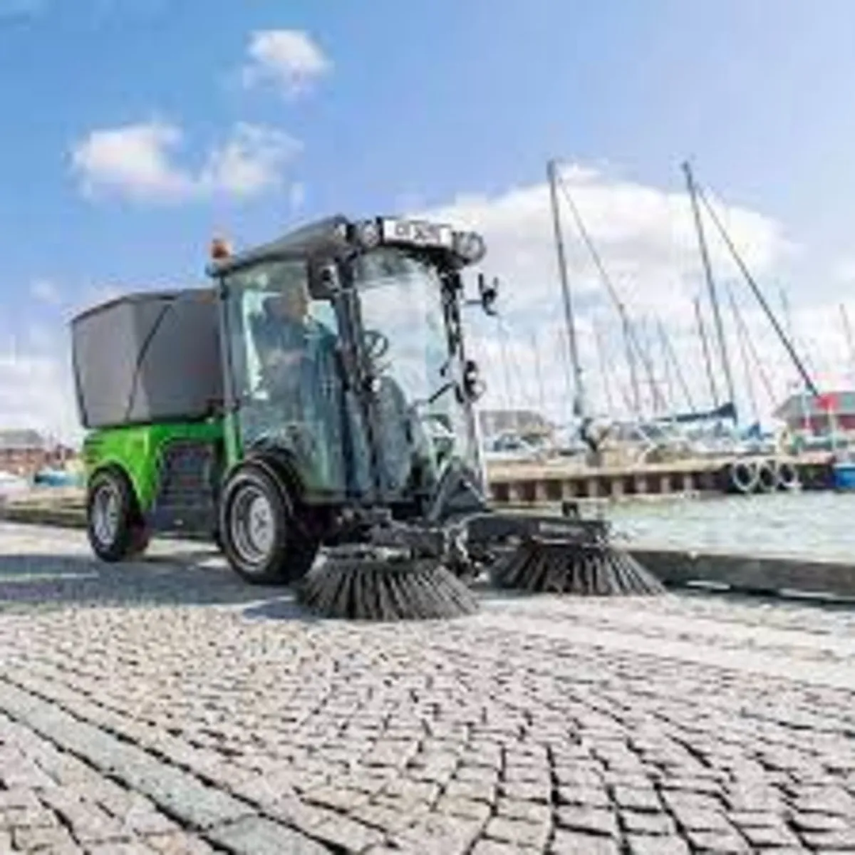 Egholm 3070 road sweeper (New ) - Image 2