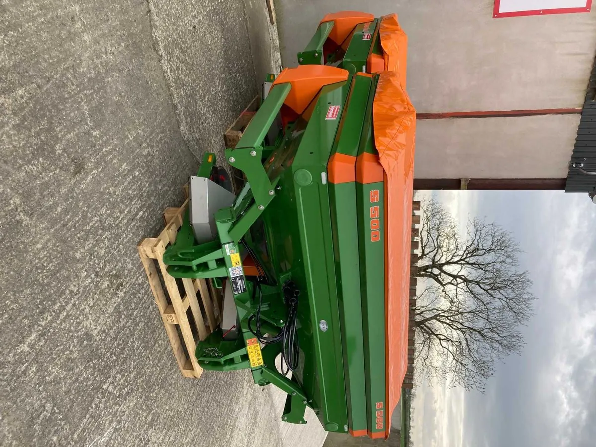 NEW AMAZONE SPREADERS - Image 2