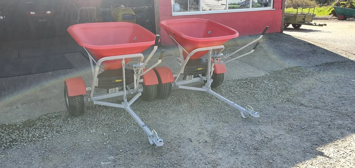 New Walco 1.75 Fertiliser Spreader - Image 1