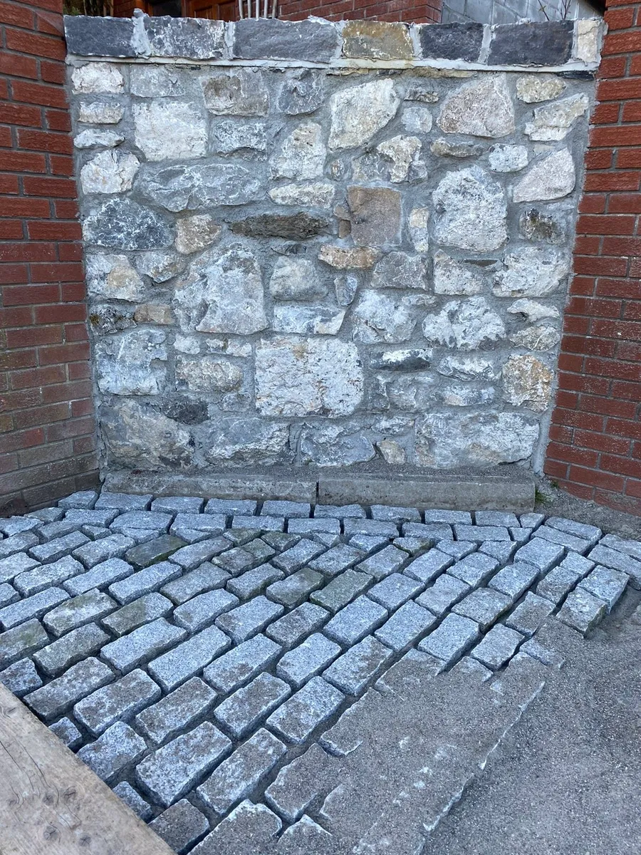 Silver Granite Cobblestone Driveway Setts - Image 3