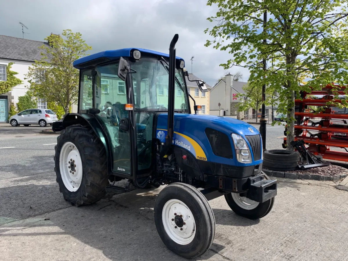 2014 New Holland T4020 - Image 4