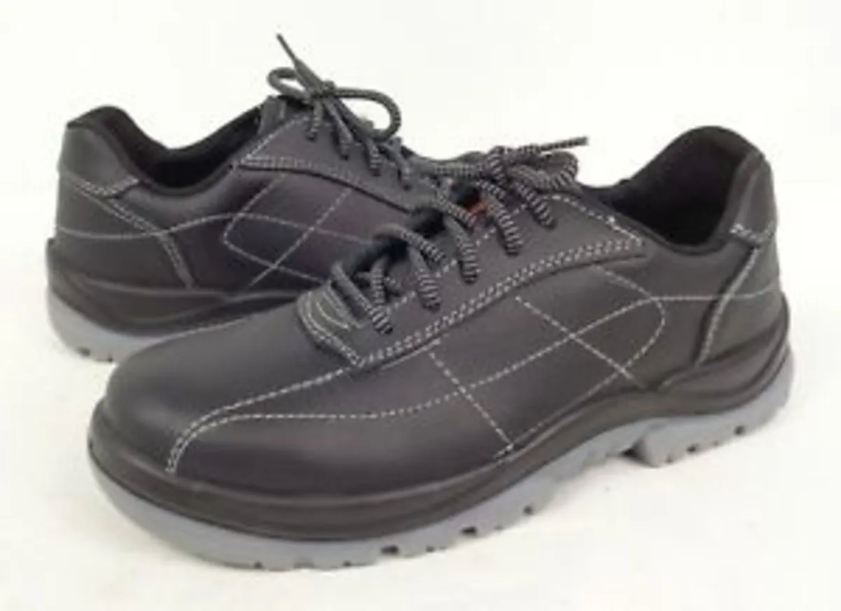 Safety Shoe - Image 1