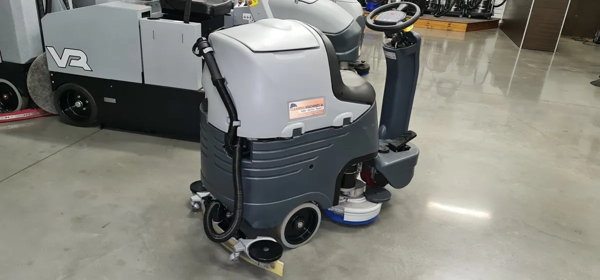 Ride on Floor Scrubber Dryers Hire - Image 3