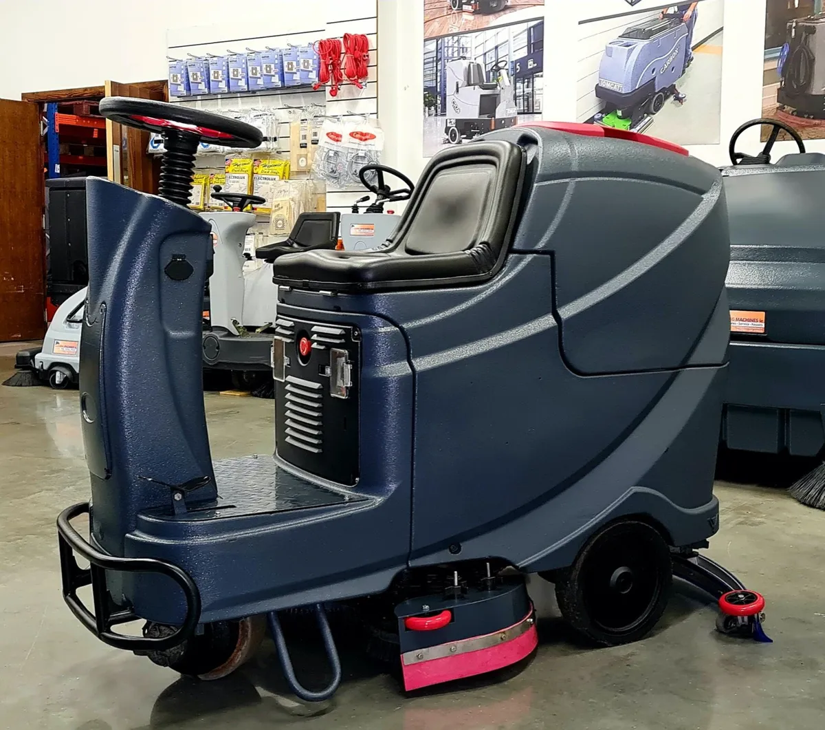 Nilfisk Viper AS710 Scrubber Dryer - Image 1