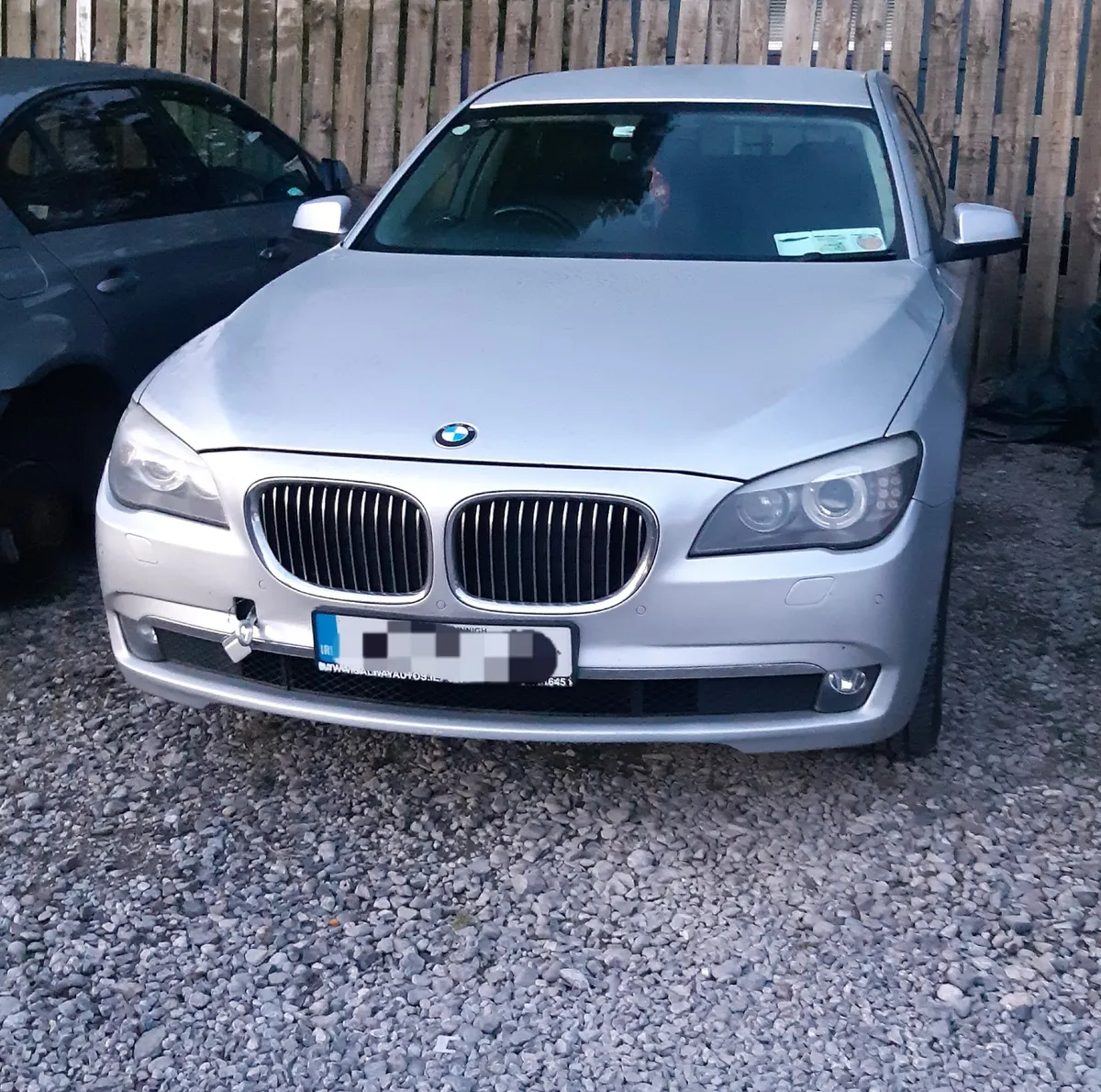 Breaking bmw 7 series f01  titansilber metallic - Image 1