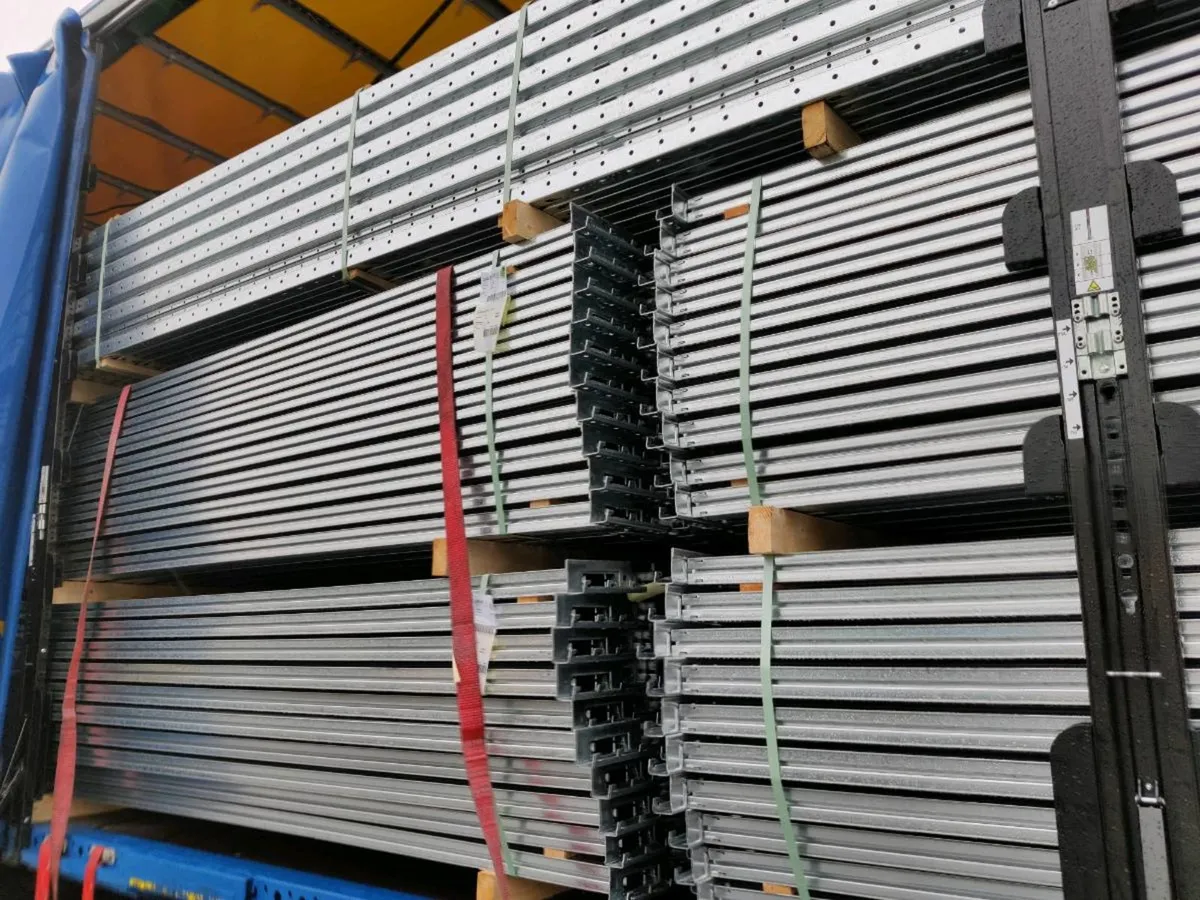 New Italian galvanised pallet racking now in - Image 2