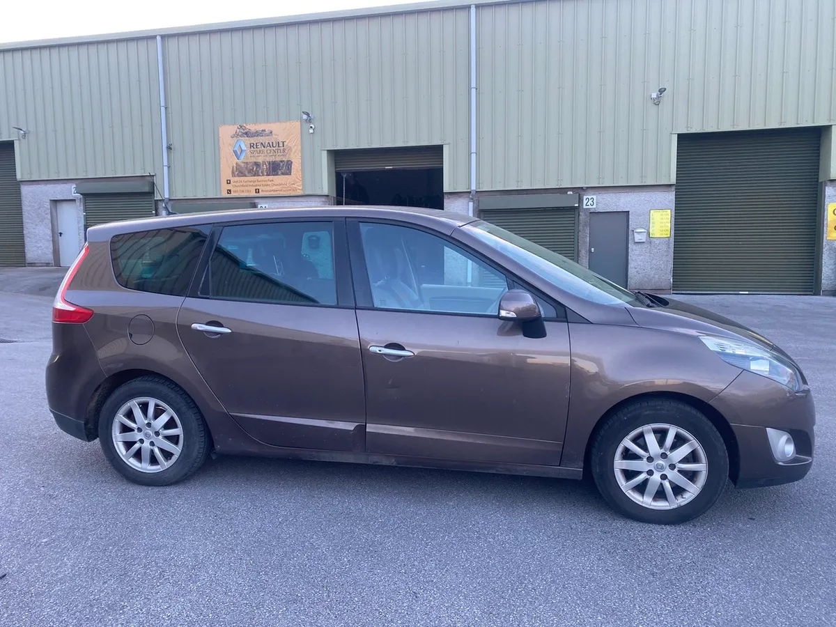 Renault Grand Scenic for breaking