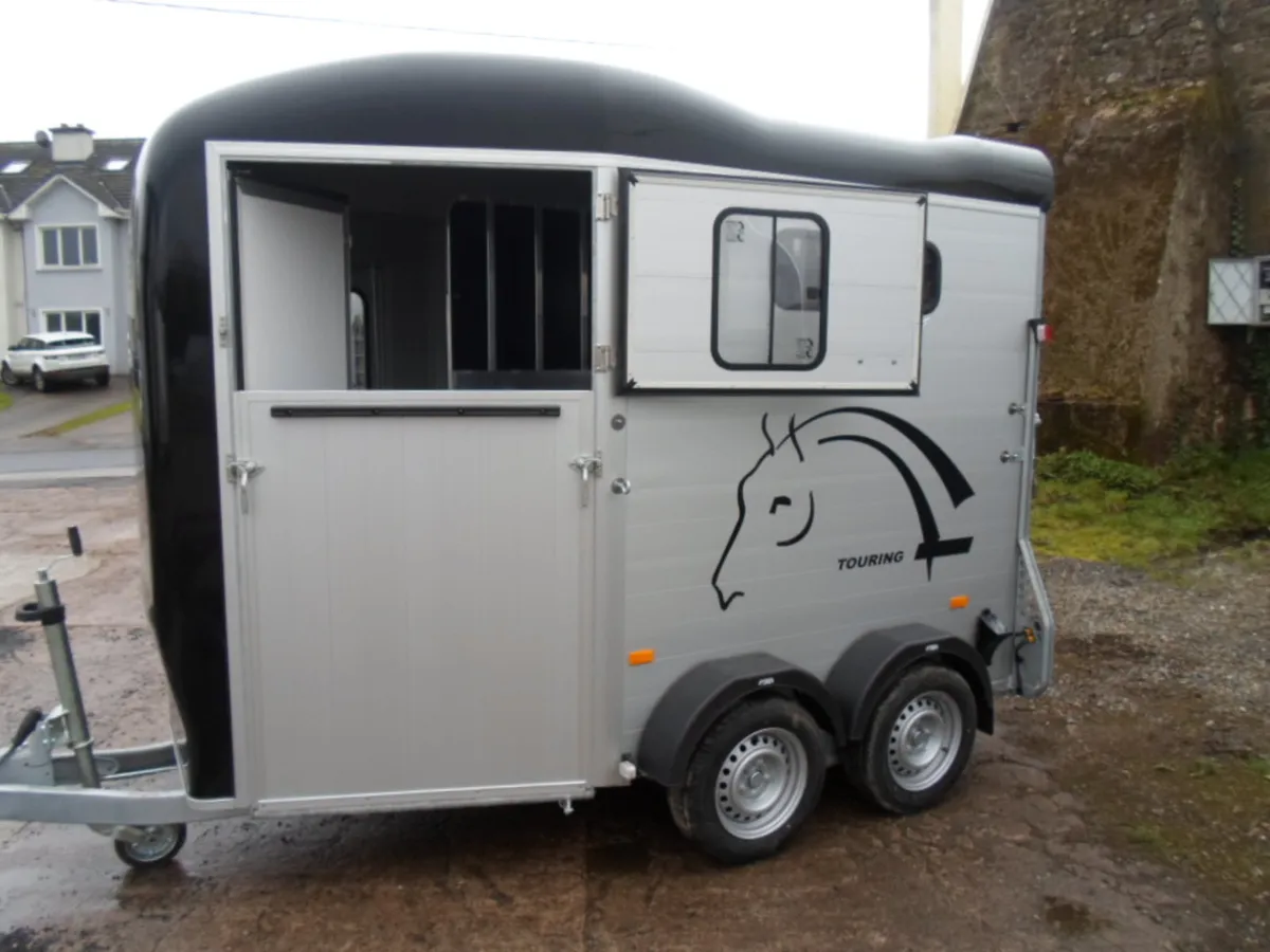 Cheval Liberté Horse Trailers Horse box - Image 4