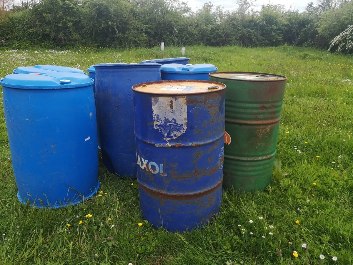 Steel and plastic barrels - Image 2