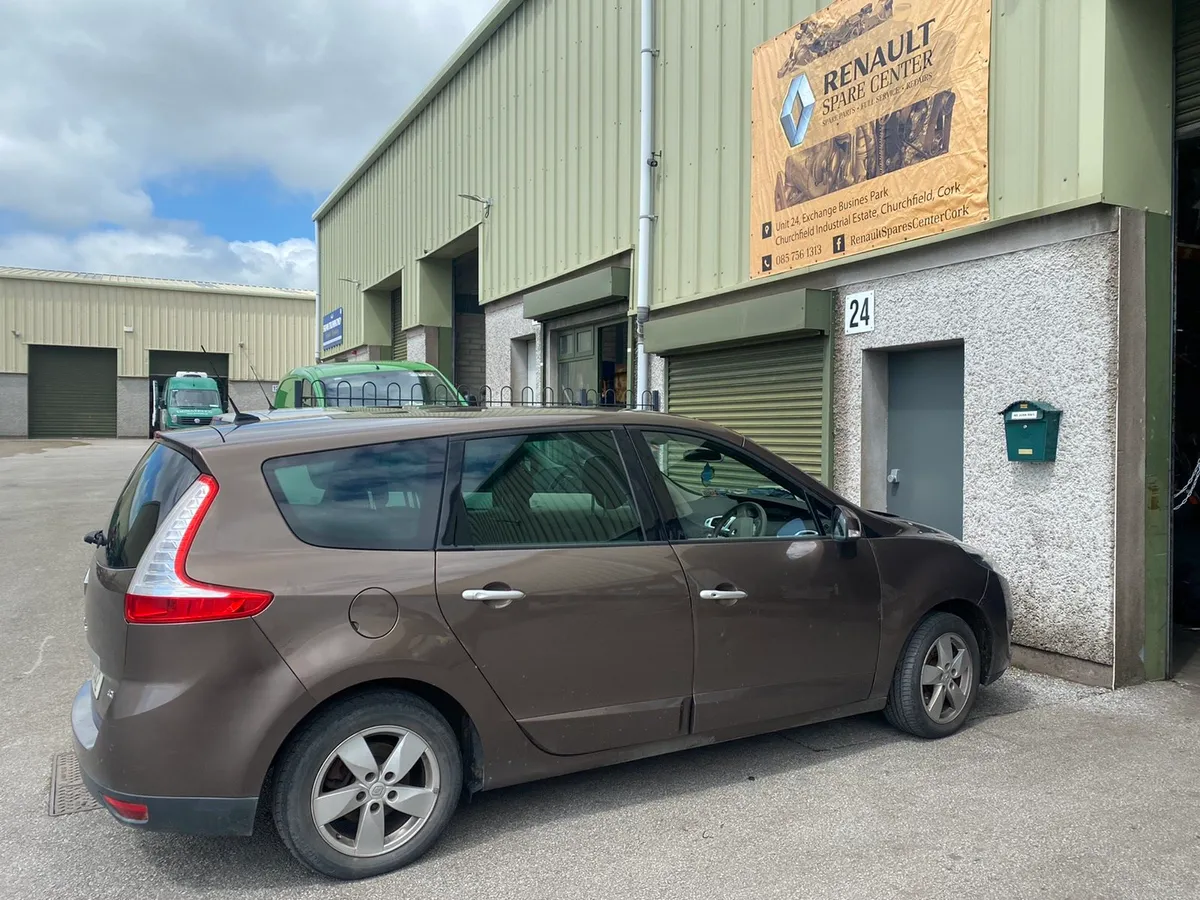 Renault Grand Scenic for breaking