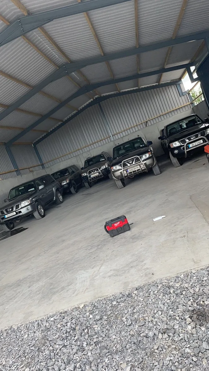 Nissan patrol breaking and repairs - Image 4