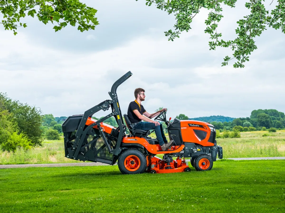 Kubota G231 & G261 Low and High Dump Mower - Image 3