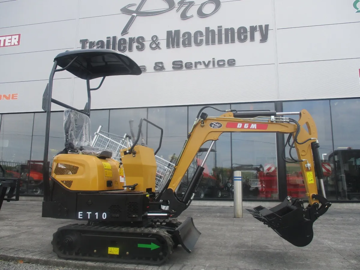 micro digger DGM  ET 1.0 ton - Image 1