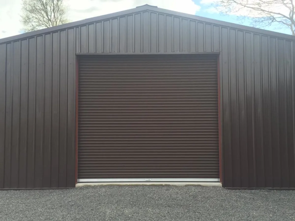 New shed 31ft 6inc x 30ft x 12ft Galv purlins - Image 4