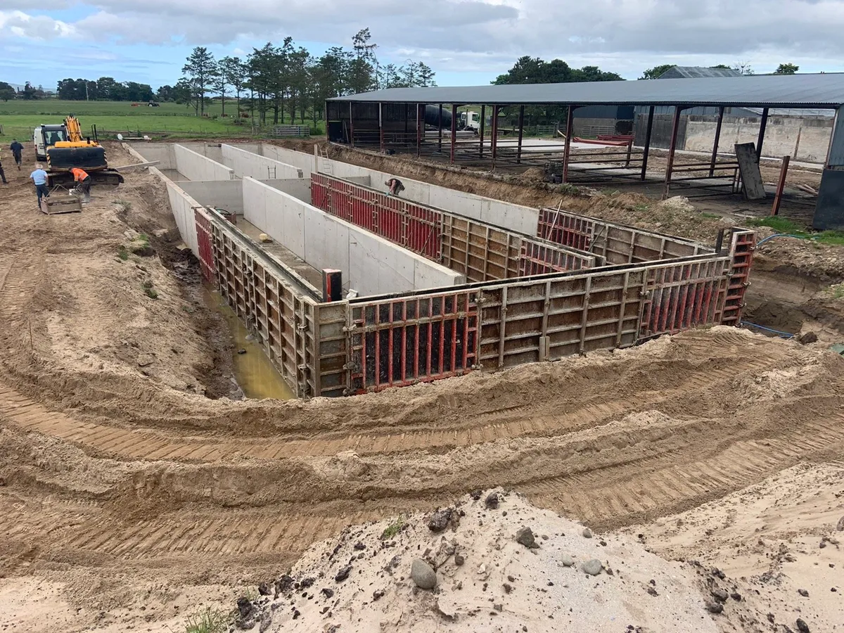 Shuttering,tanks,sheds,concrete,milking parlous - Image 2