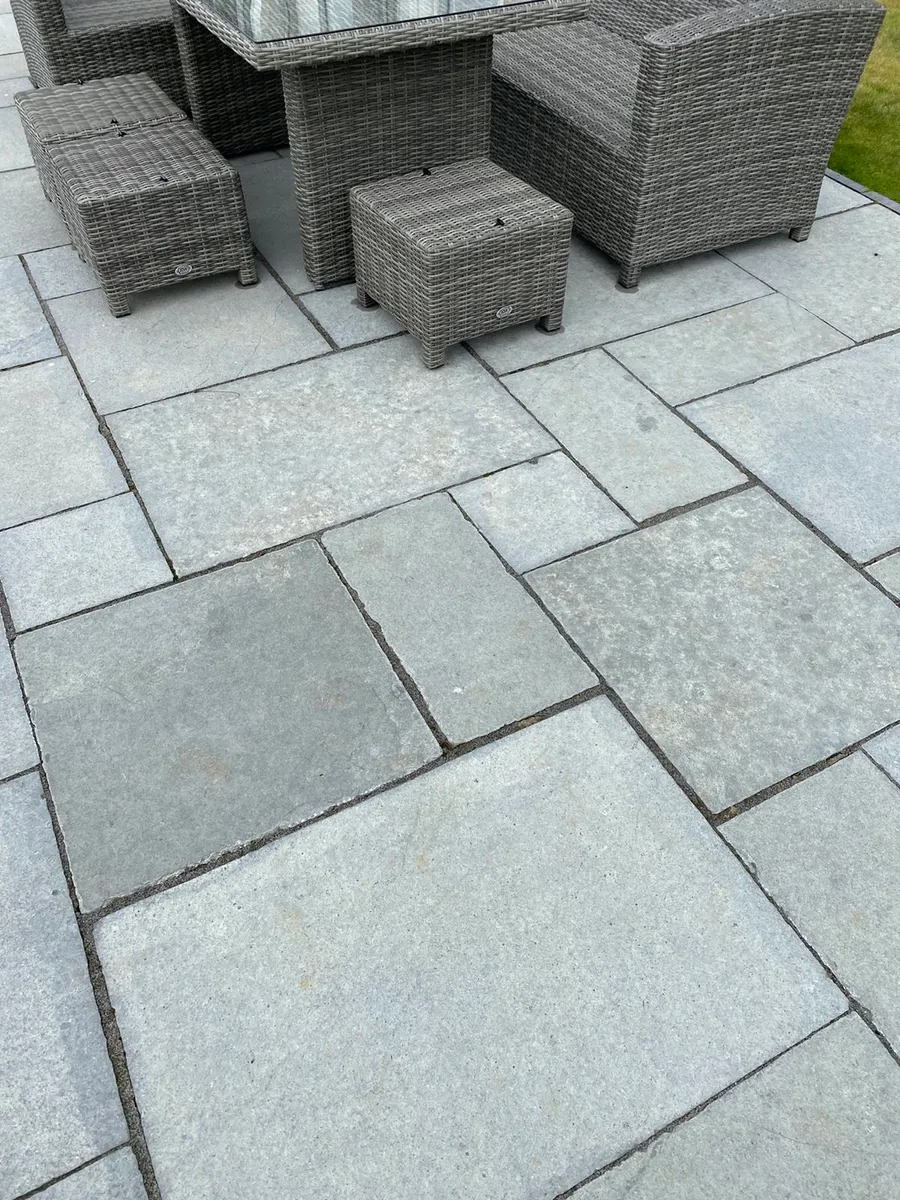 Miltown Grey Paving 20m2 Packs €999 free delivery - Image 3