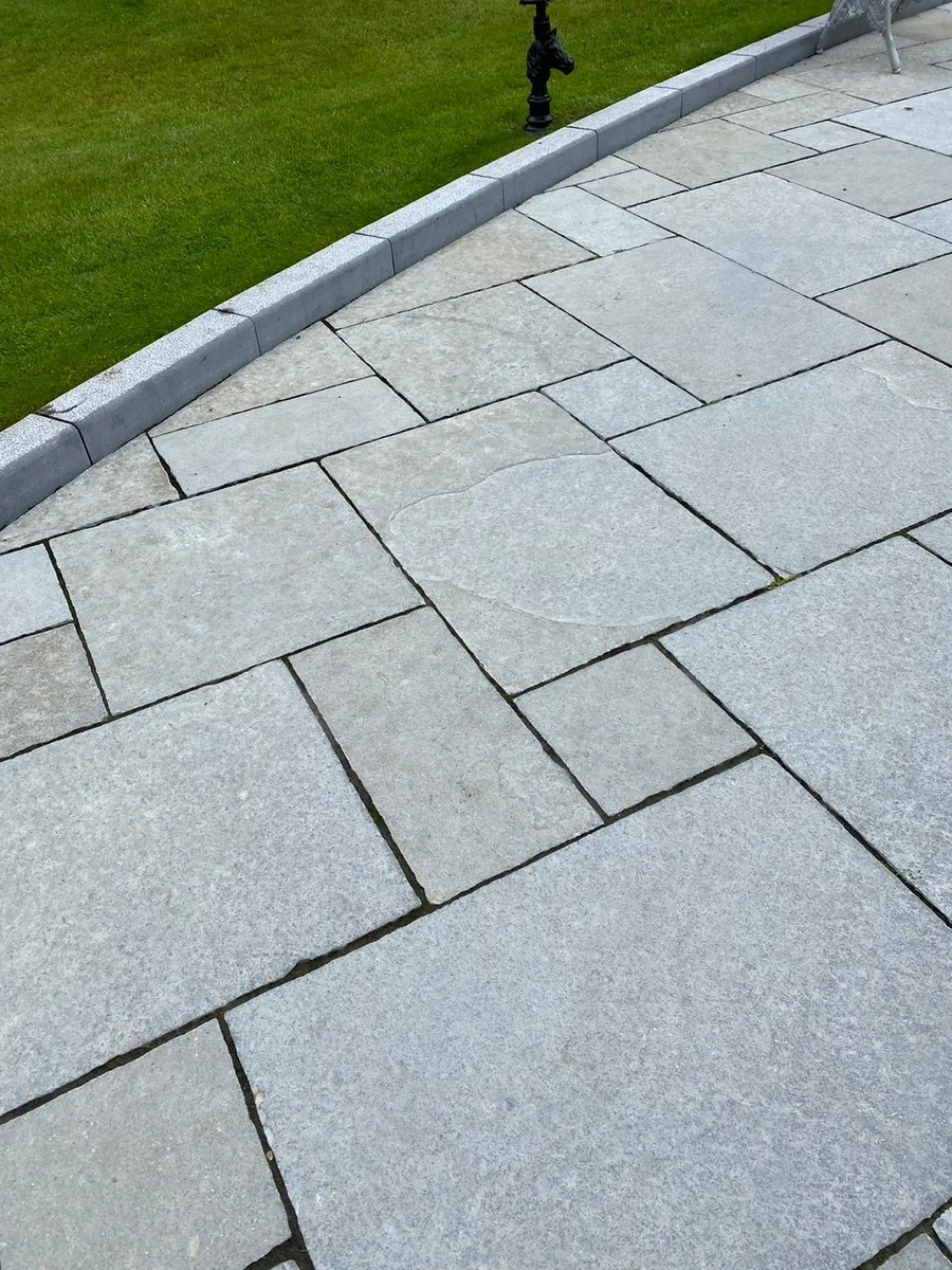 Kilkenny Blue limestone Kerbs 6" x 4" sanded - Image 4