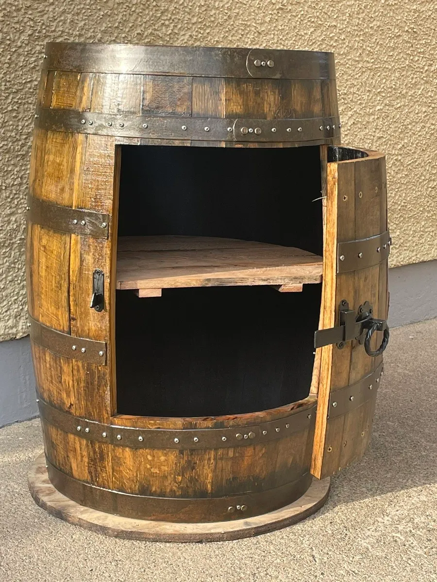 Whiskey barrel planter - Image 2