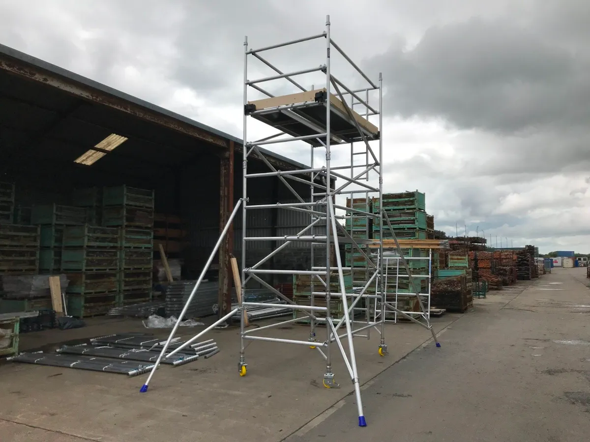 Mobile Aluminum Scaffold Tower