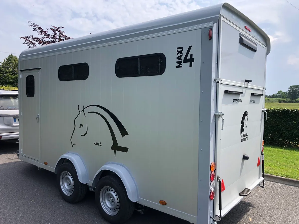 New cheval Liberte maxi 4 horse trailer - Image 4