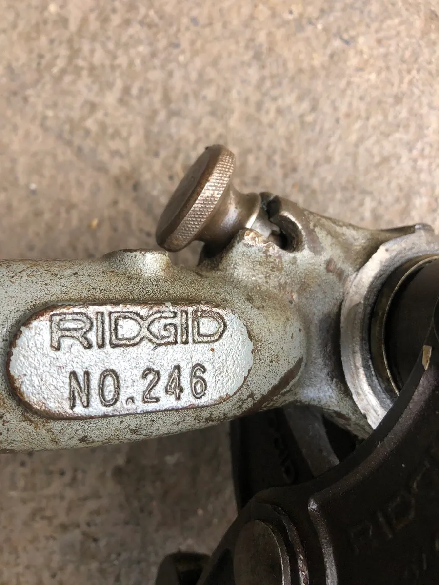 Ridgid 246 store pipe cutter