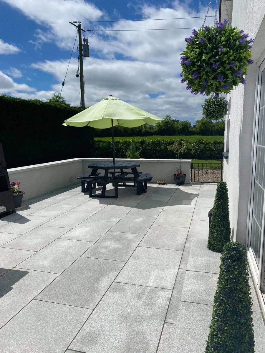 Silver Granite Paving - Image 2