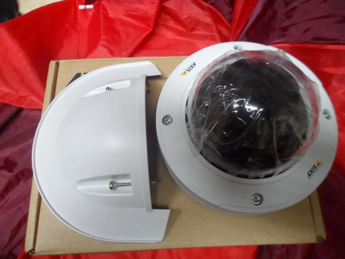 Axis P3245-LVE Network Camera - Image 1