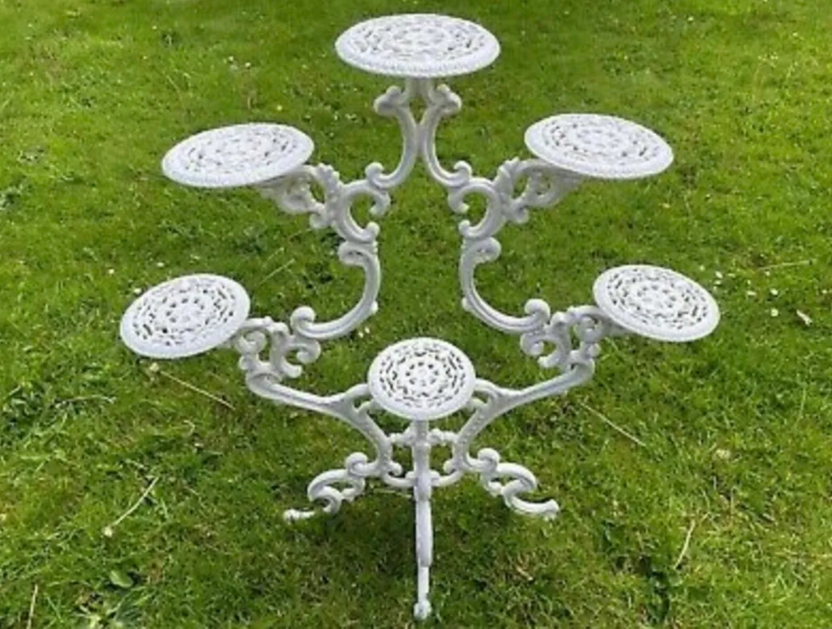 CAST IRON 6 STAND PLANT STAND - Image 2