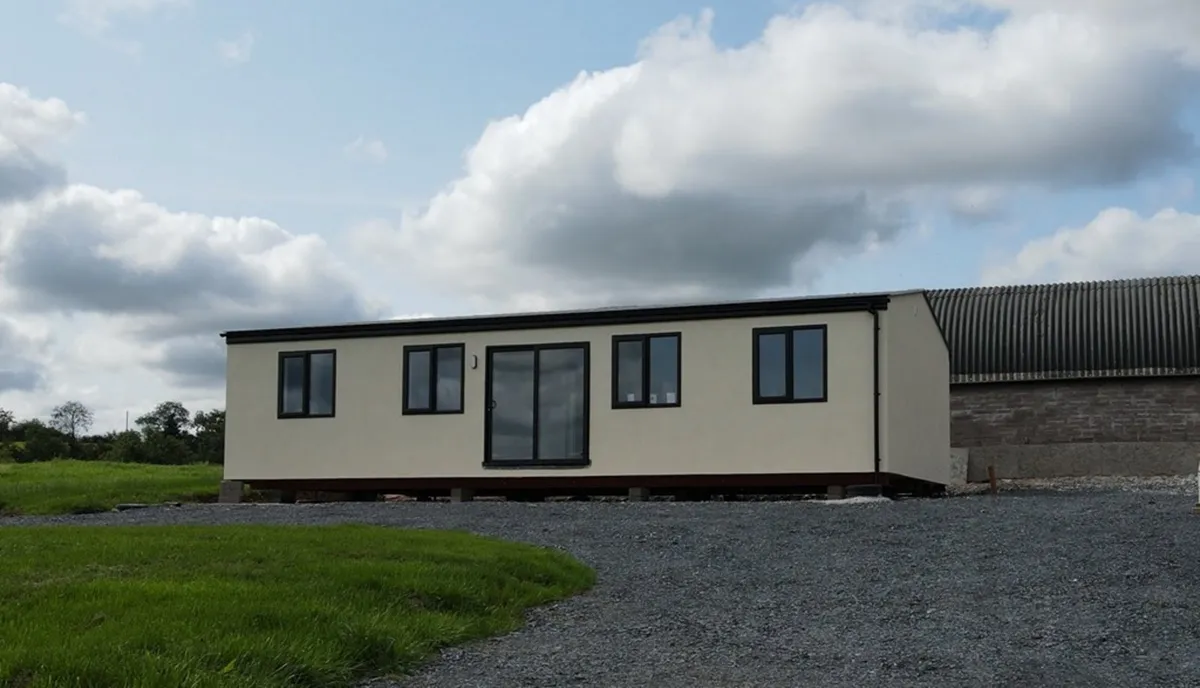 Modular home log cabin