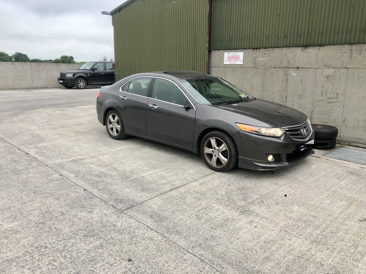 2009 Honda Accord 2.2 diesel for parts