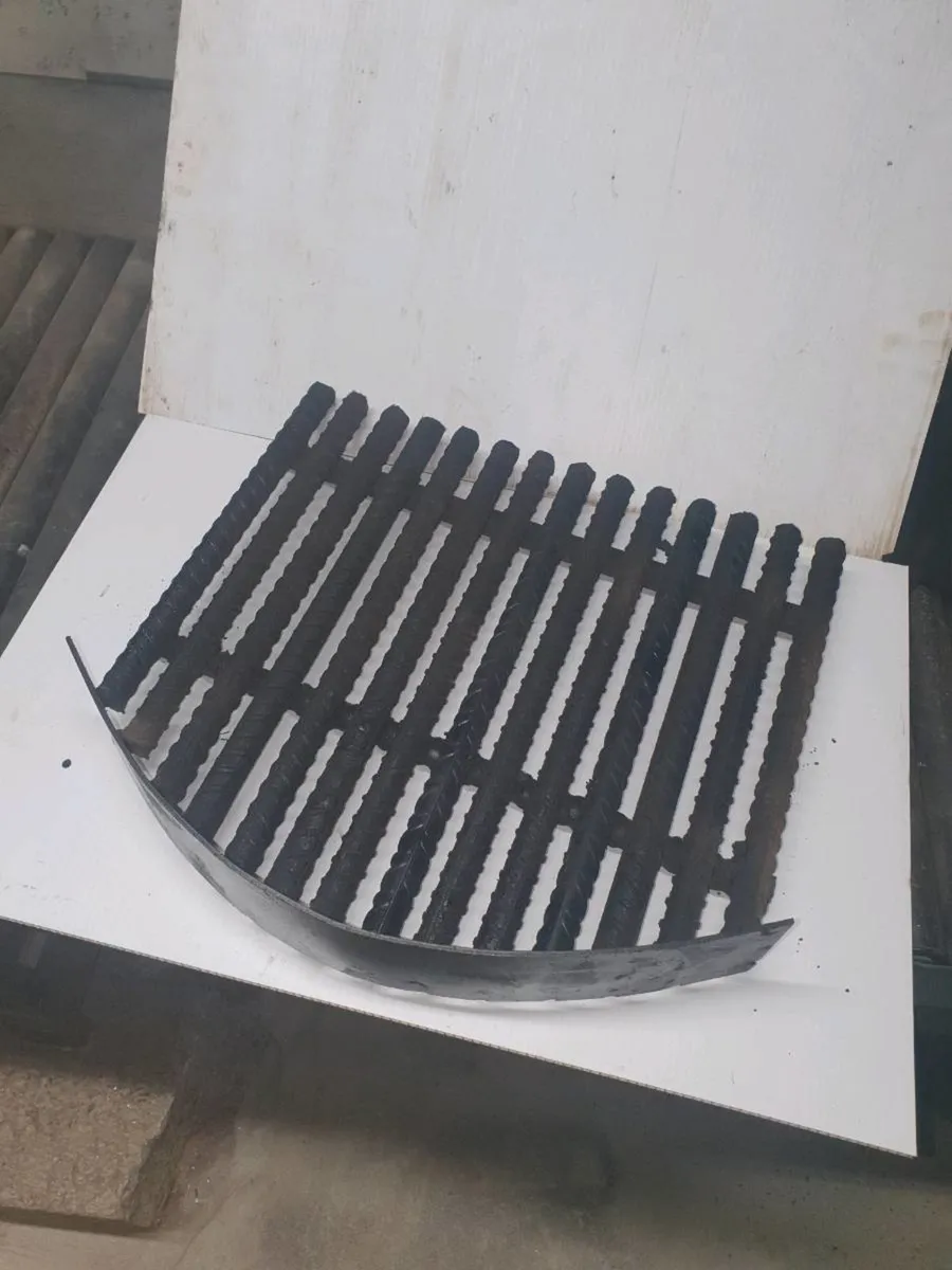 Heavy Duty Fire Grates - Image 2