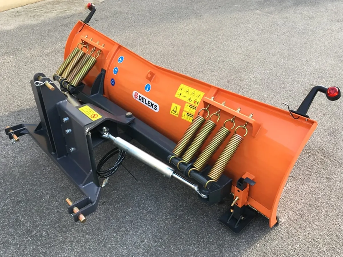 LN-200 Rear Snow Plough with 3 point linkage cat.1 - Image 4