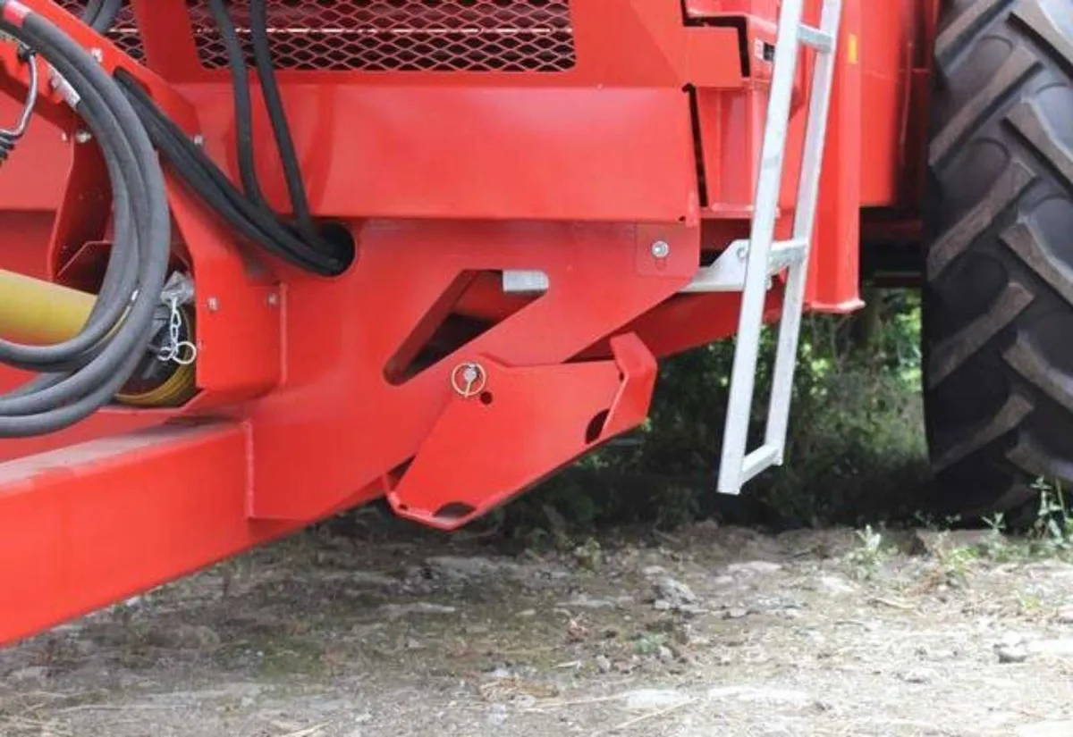 Teagle Titan Rear Discharge Muck Spreader - Image 4