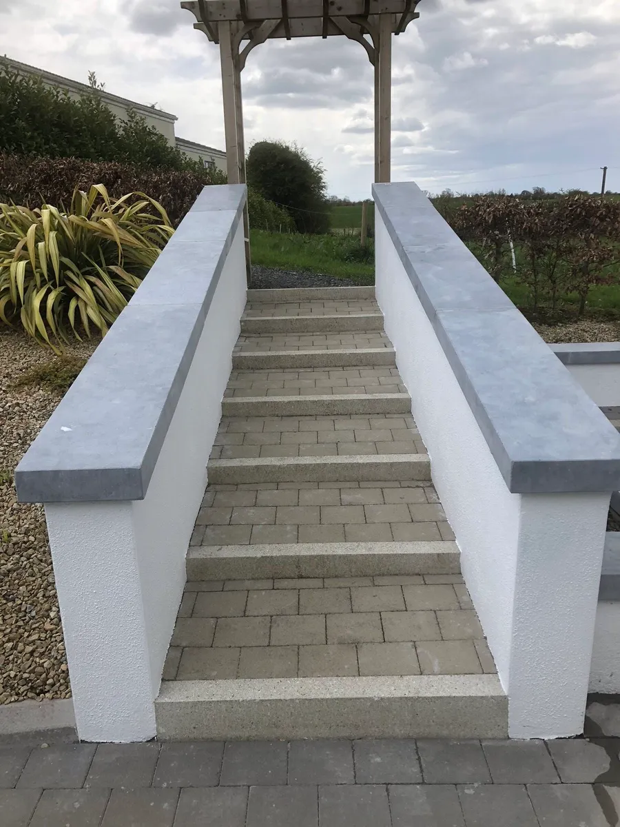 Irish limestone pier and wall capping