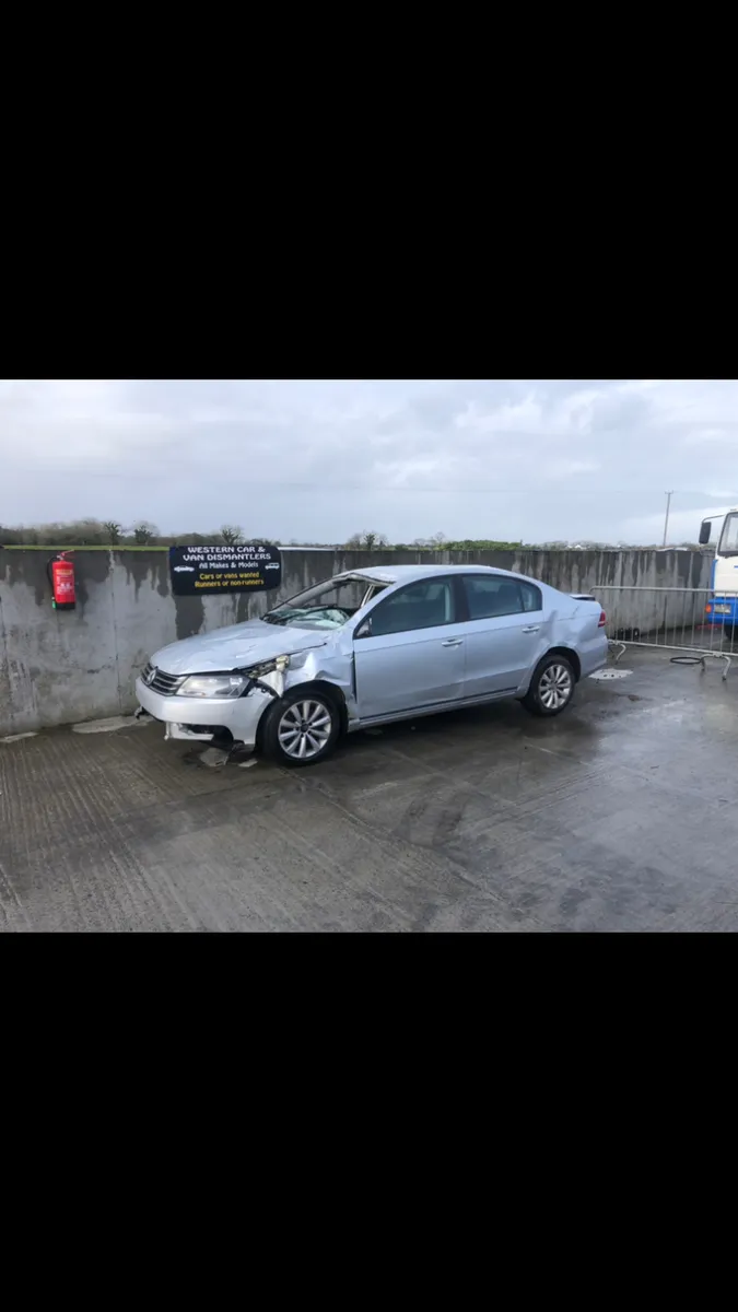 2011 vw Passat 1.6 tdi for parts