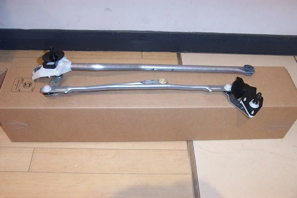 Nissan Micra 03-10 Wiper Linkage