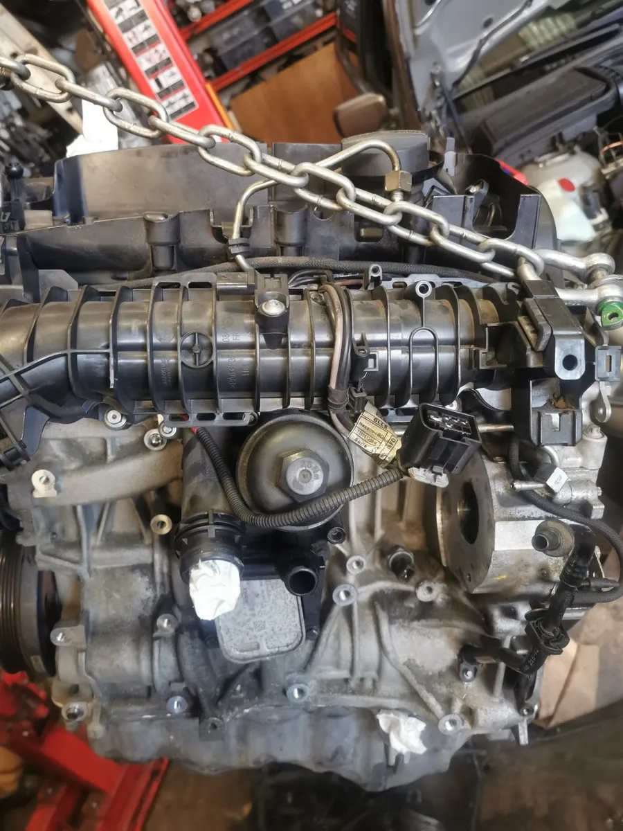 Bmw N47D20C engine - Image 1