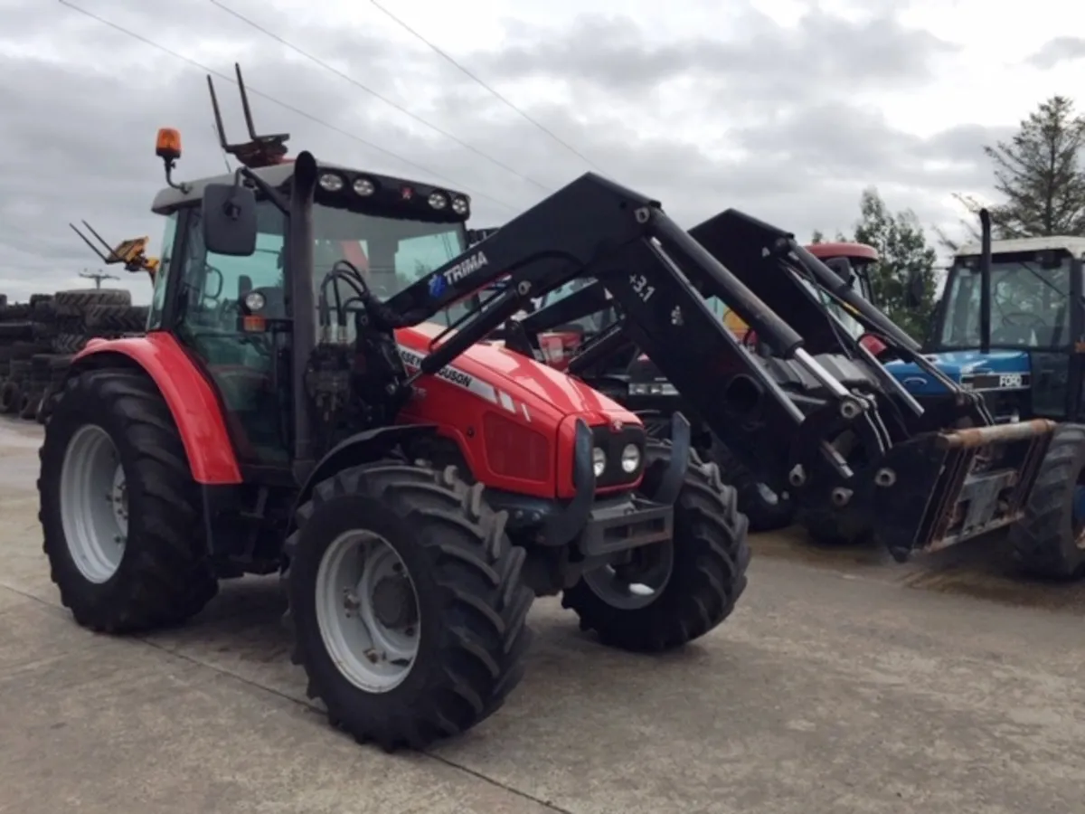 2011- Massey Ferguson 5455 With Trima +3.1 Loader - Image 2