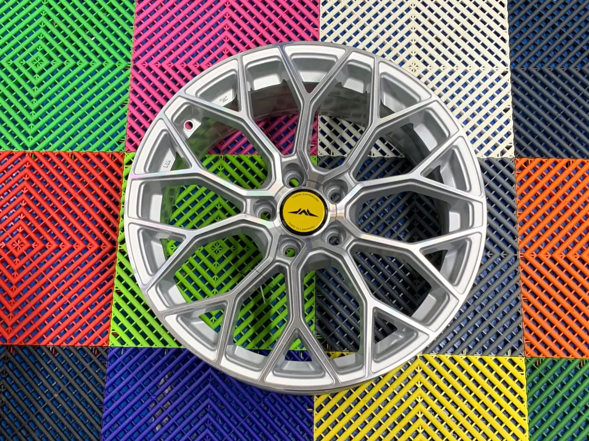 18” veemann alloy & tyre offer - Image 1
