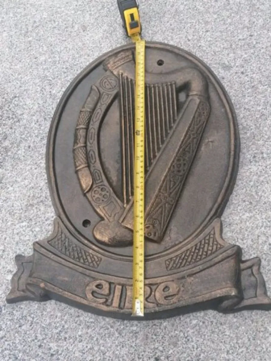 Irish Design Government Building Harp - Image 2