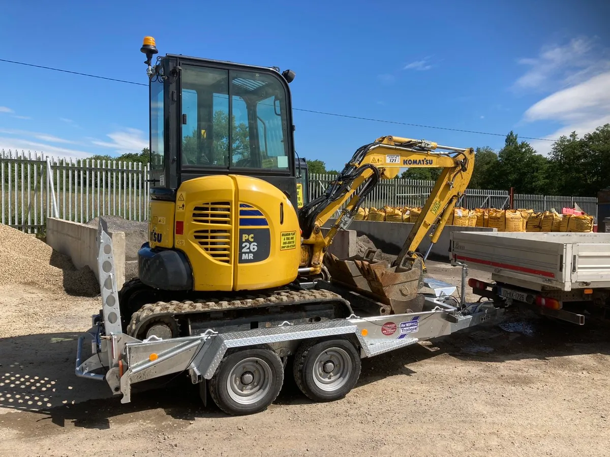 10 ton diggers only €600 per week - Image 4