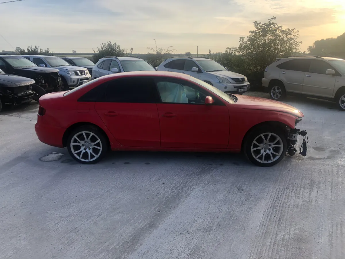 2010 Audi A4 2.0 tdi for parts - Image 1