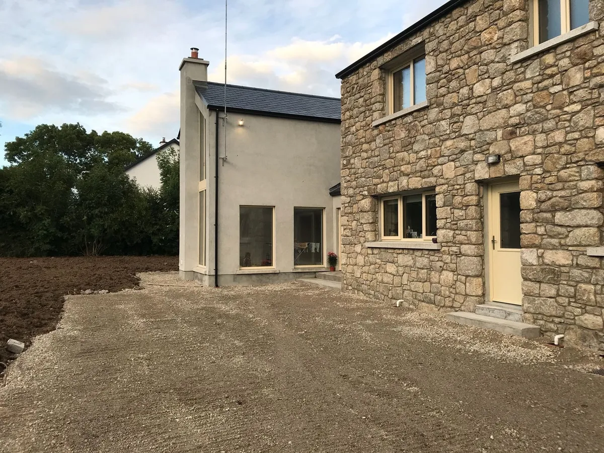 SALVAGED GRANITE BUILDING STONE - Image 3