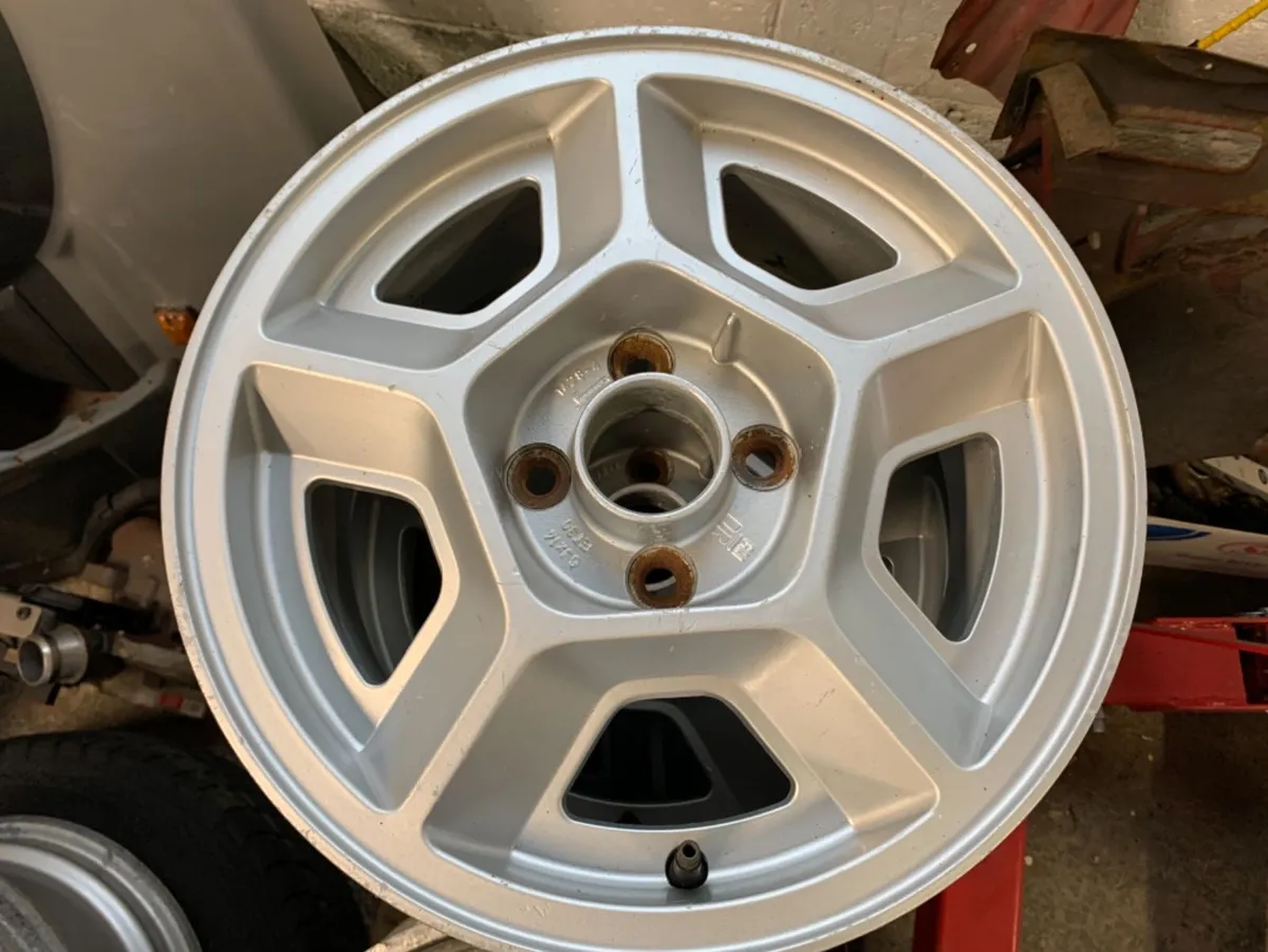 OPEL MANTA  original genuine factory alloys - Image 1