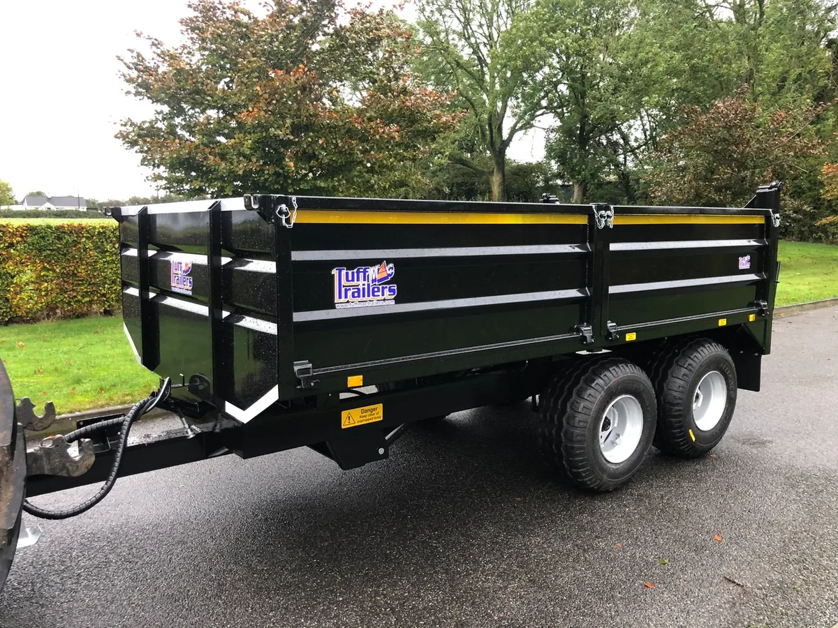 New  tipping trailer & digger buckets - Image 1